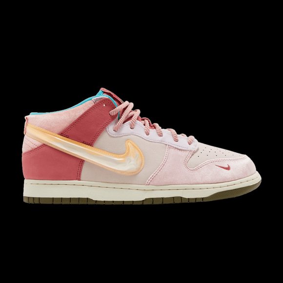 NEW Social Status X Nike Dunk Mid ‘Strawberry Milk’ Special Edition main image 10